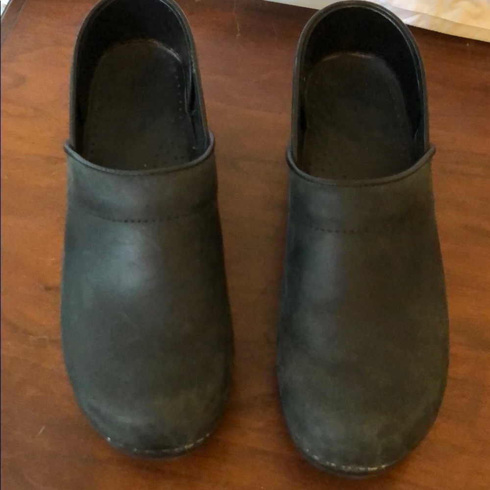 Dansko clogs size 39